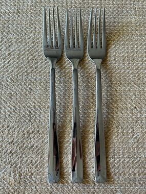Lani Stainless by J A HENCKELS ZWILLING Dinner Forks (3)